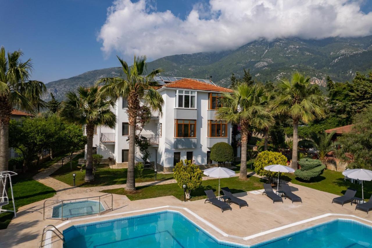 Carrington Suites Oludeniz Bagian luar foto