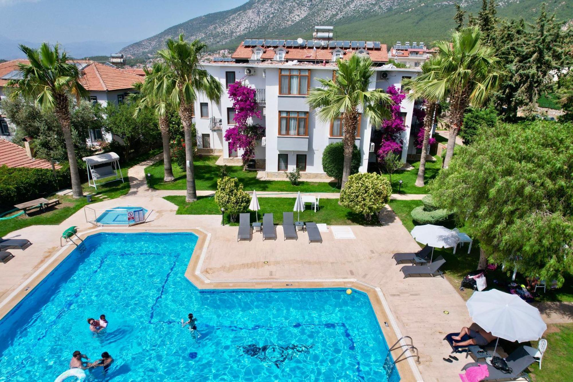 Carrington Suites Oludeniz Bagian luar foto